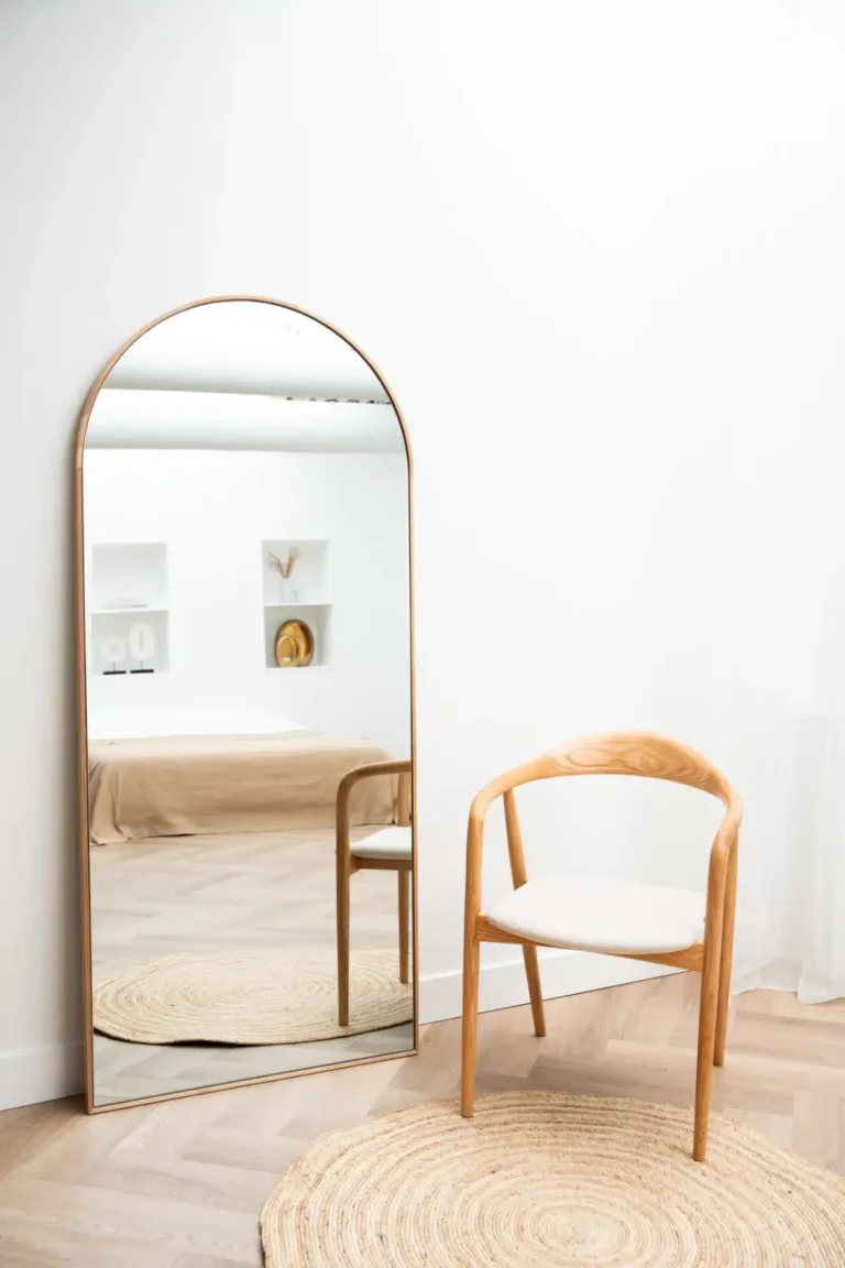 boogspiegel voor op de slaapkamer